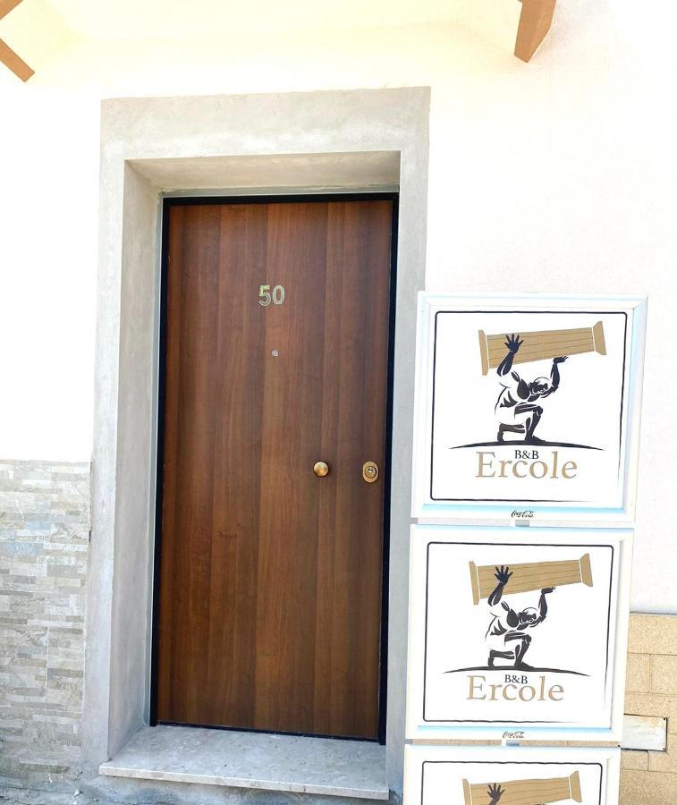 Ercole Villaggio Mosè